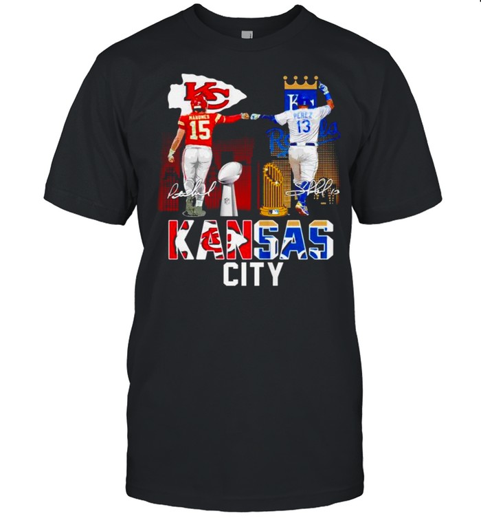 Patrick Mahomes KC Chiefs and Salvador Pérez KC Royals signature shirt Classic Men's T-shirt