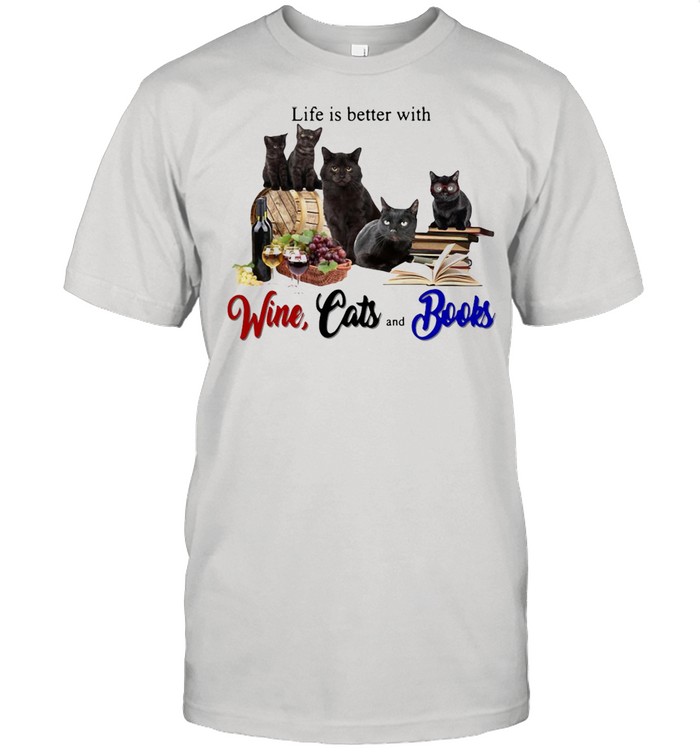 Black Cat Life Is Better With Wine Cats And Books T-shirt Classic Men's T-shirt