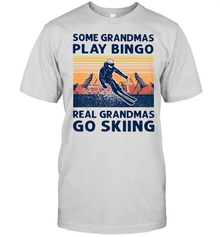 Some Grandmas Play Bingo Real Grandmas Go Skiing Vintage Retro T-shirt Classic Men's T-shirt