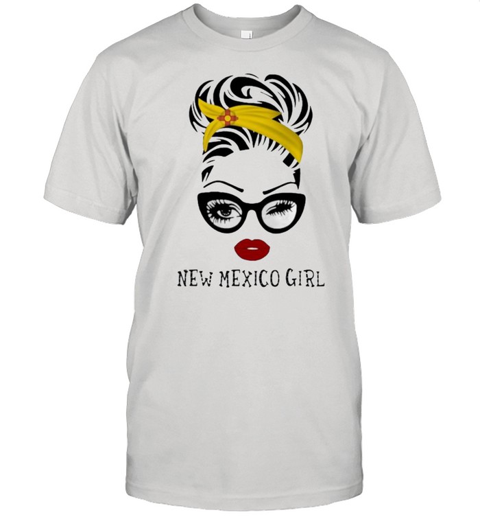 New Mexico Girl Wink Eye  Classic Men's T-shirt