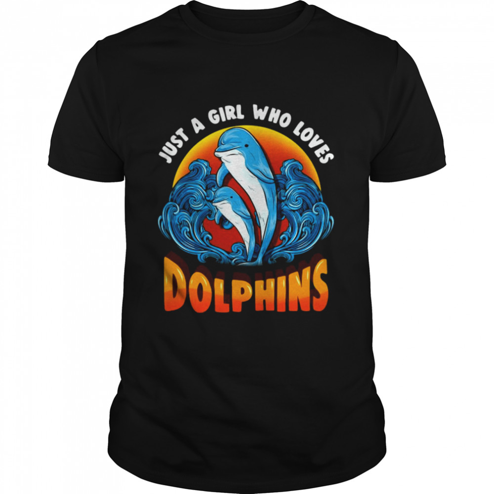 Just A Girl Who Loves Dolphins Vintage T-shirt Classic Men's T-shirt