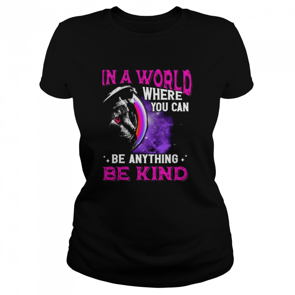 Cat in world where you can be anything be kind shirt Classic Women's T-shirt