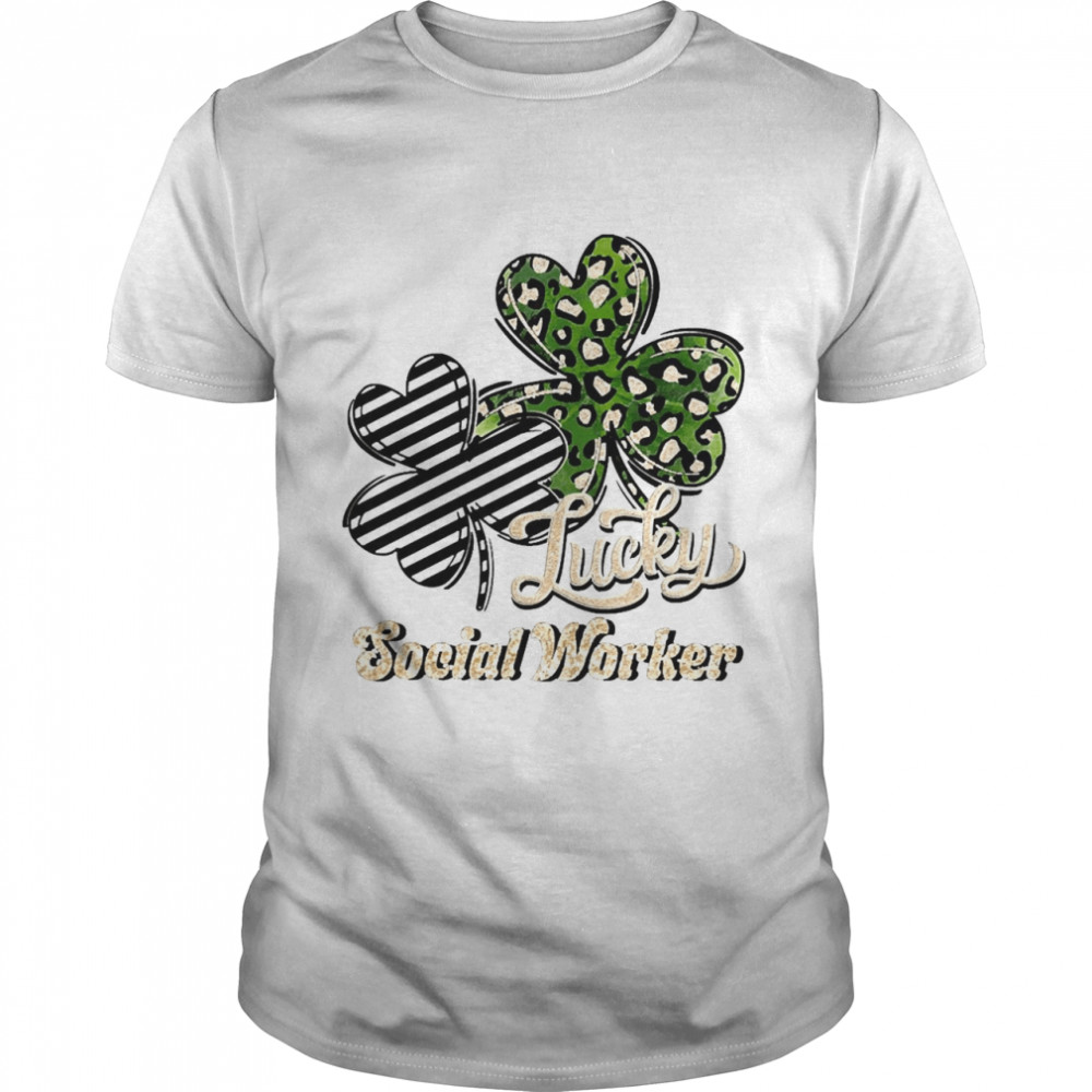 St Patrick’s Day Lucky Social Worker Clover  Classic Men's T-shirt