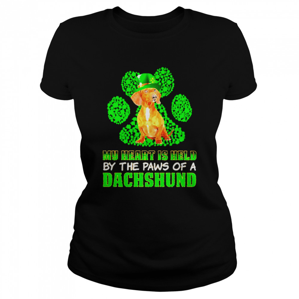 St Patrick’s Day My Heart Is Held By The Paws Of A Red Dachshund  Classic Women's T-shirt