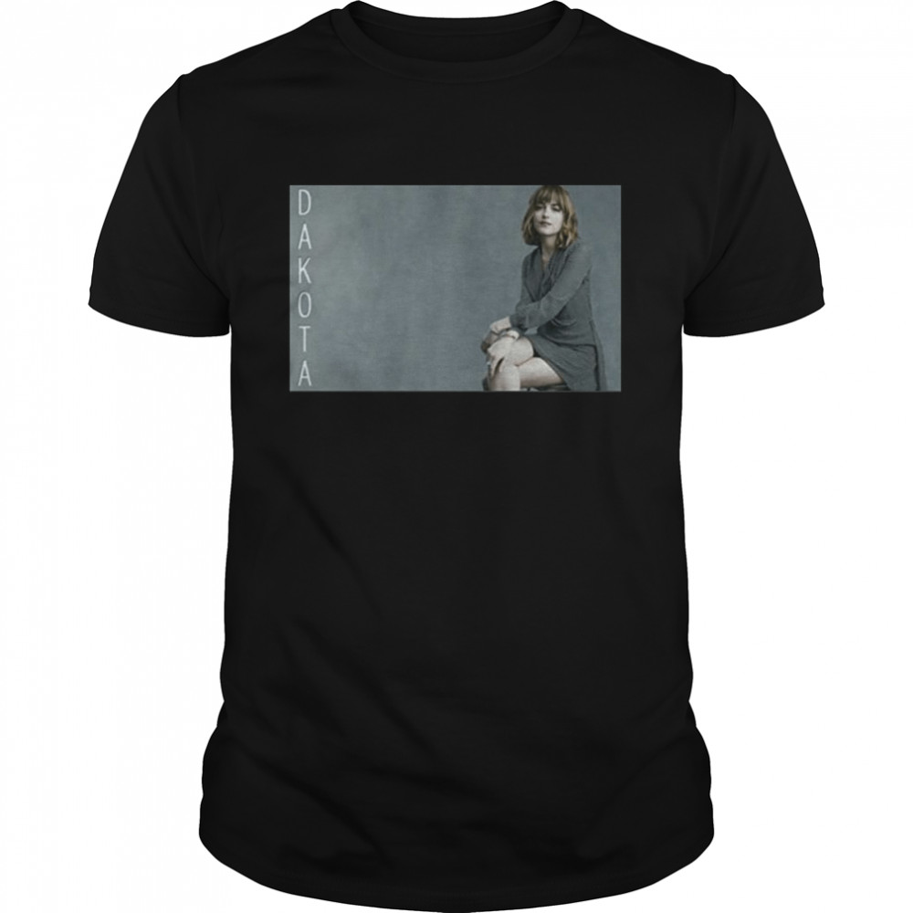 Dakota Johnson - Men's Soft Graphic T-Shirt