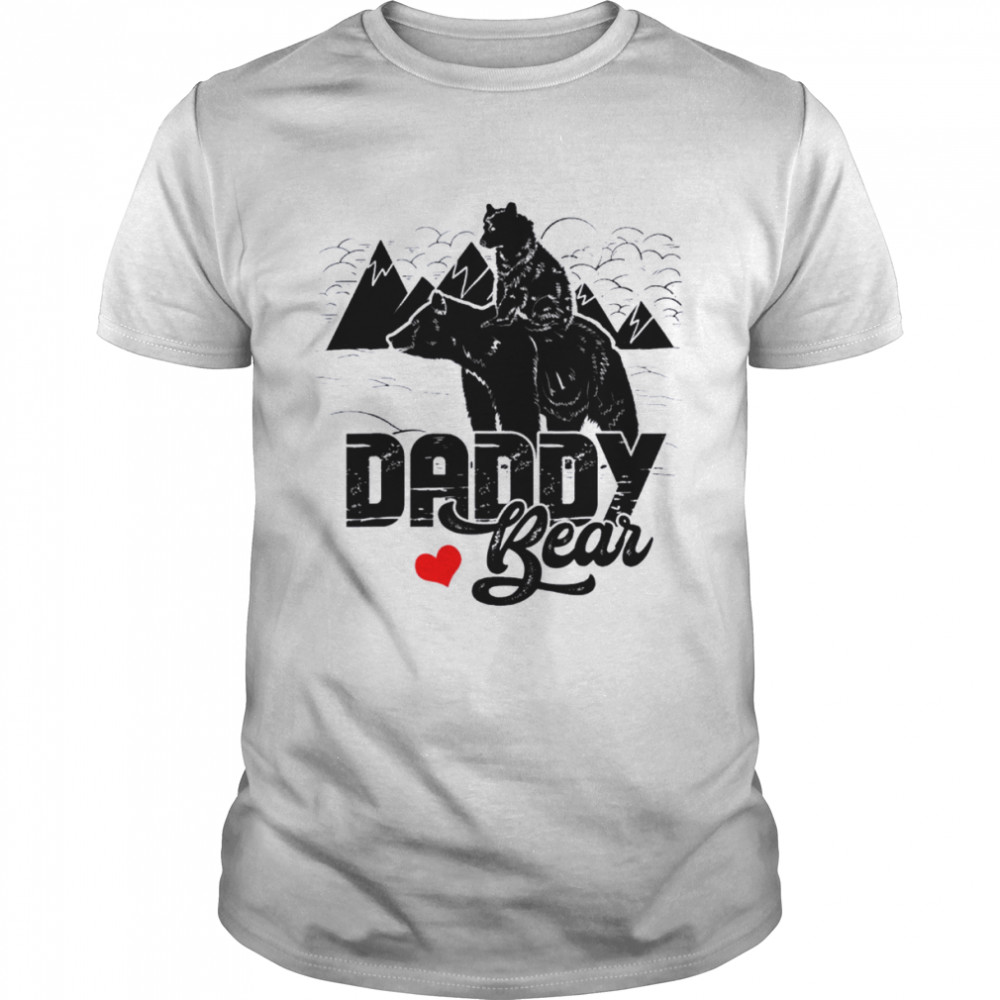 Daddy bear cute baby cub papa dad a pops father’s day cool shirt Classic Men's T-shirt