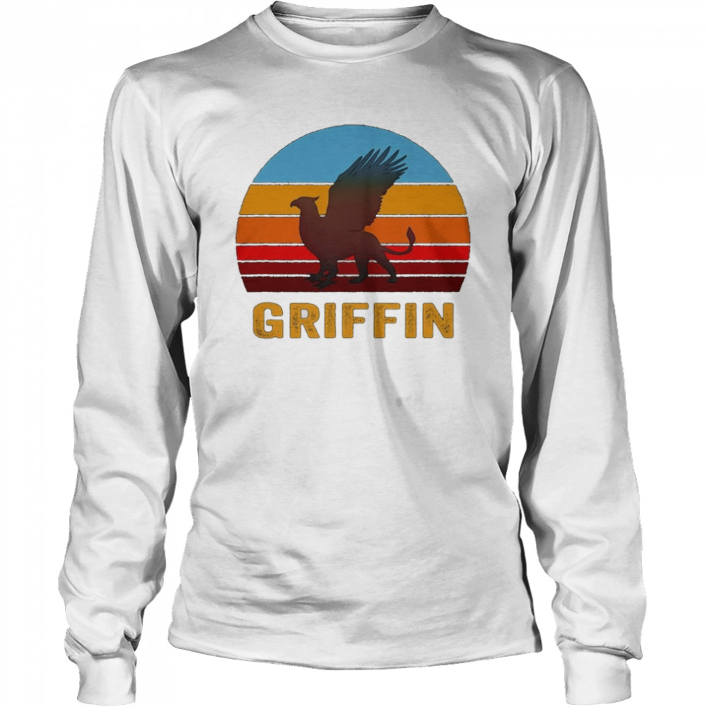 Retro Vintage Style Sunset Griffin Legendary Creature  Long Sleeved T-shirt